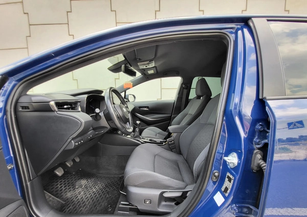 Toyota Corolla cena 64400 przebieg: 169000, rok produkcji 2019 z Szczytna małe 631